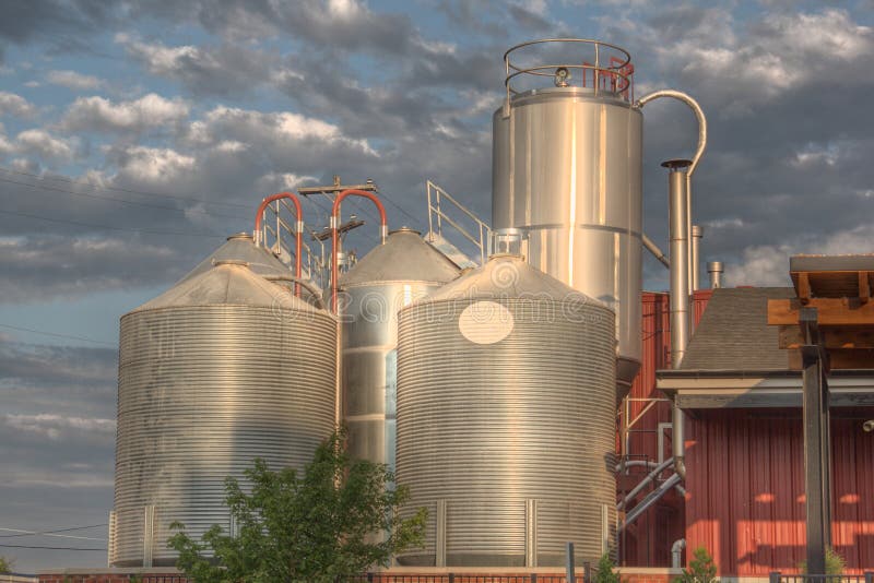 Tanks at Fonders Brewing