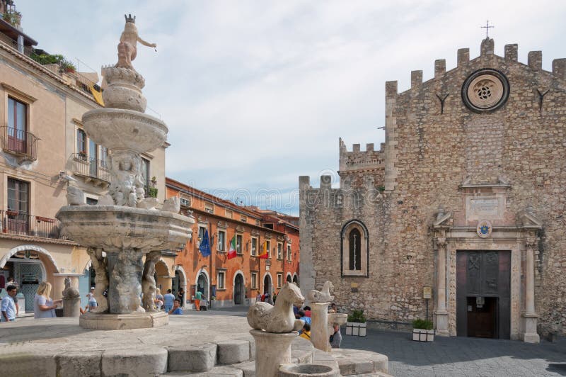 Taormina - Duomo Square