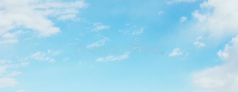 Tapet albastru cu unghi larg, cu nori albaștri netezi royalty free stock photos