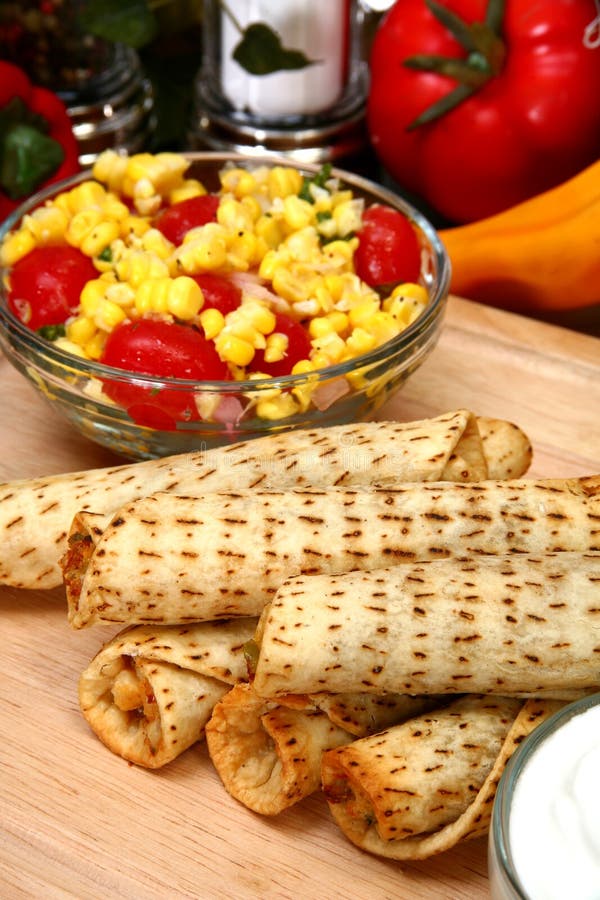 taquitos kurczaków fotografia stock taquitos kurczaków fotografia stock