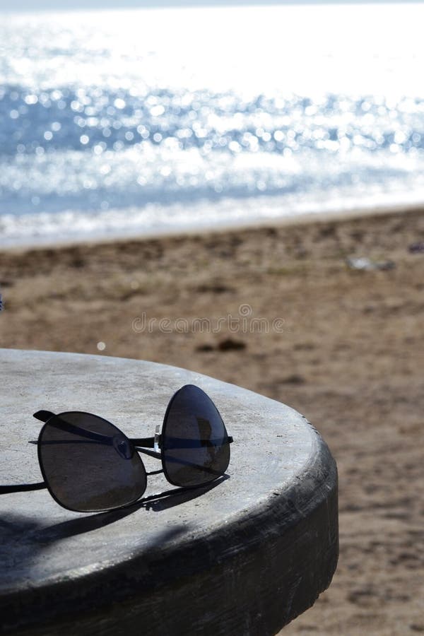 Tarde a la orilla de la playa