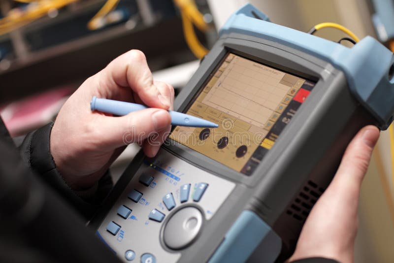 target1265_0_ sieci reflectometer technik obraz stock target1265_0_ sieci reflectometer technik obraz stock