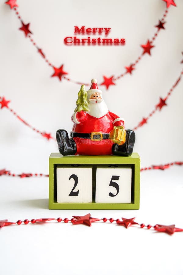 Tarjeta De Felicitación Con Santa Claus, La Feliz Navidad Y La Fecha 25 De  Las Palabras De Diciembre Ahorre El Calendario De La F Foto de archivo -  Imagen de cartel, fecha: 81400674