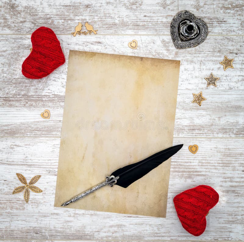 Tarjeta en blanco del día de tarjeta del día de San Valentín del vintage con los corazones rojos de la abrazo, las decoraciones d imágenes de archivo libres de regalías Tarjeta en blanco del día de tarjeta del día de San Valentín del vintage con los corazones rojos de la abrazo, las decoraciones d imágenes de archivo libres de regalías