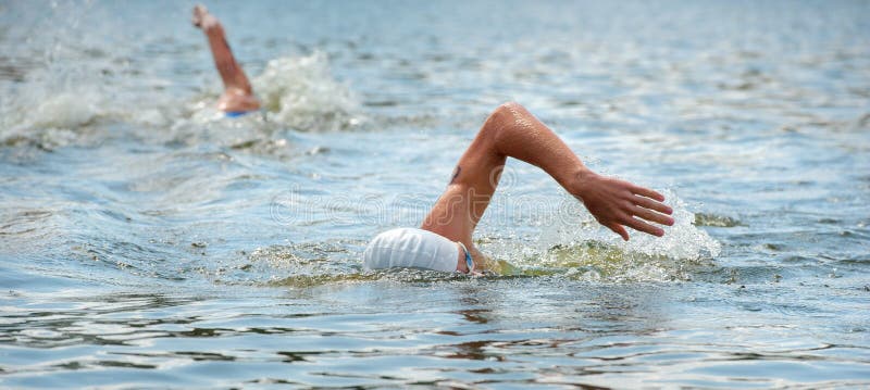 Tasse de triathlon de l'Ukraine et tasse de Bila Tserkva 24 juillet 2016 photo stock Tasse de triathlon de l'Ukraine et tasse de Bila Tserkva 24 juillet 2016 photo stock