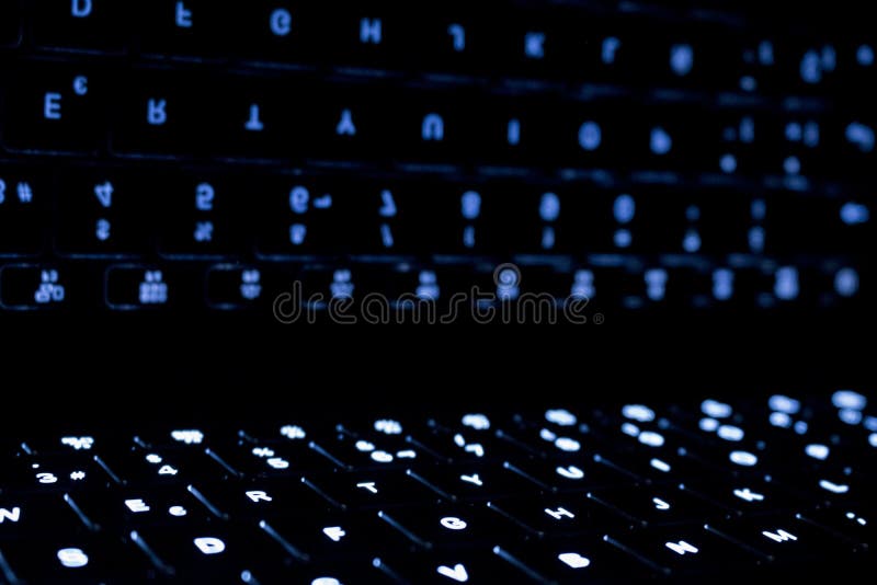 Tastatur und Reflexion von Buchstaben stockfoto Tastatur und Reflexion von Buchstaben stockfoto