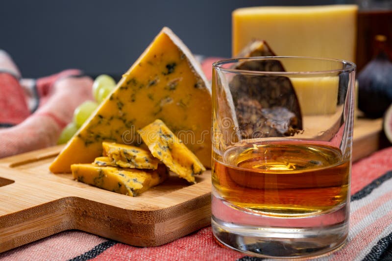 Tasting of Irish Blended Whiskey and Cheeses from Ireland Stock Photo