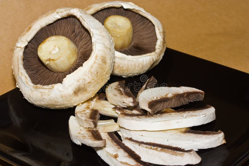 whole and sliced mushrooms