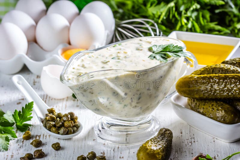 Tatarski tartara kumberland z składnikami obrazy stock Tatarski tartara kumberland z składnikami obrazy stock