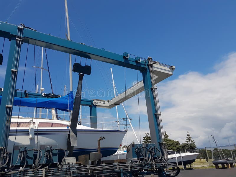 tauranga bridge marina travel lift