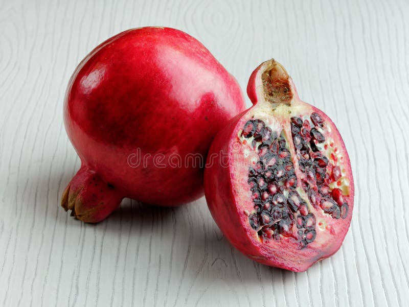 Tavola di bianco del melograno immagine stock libera da diritti