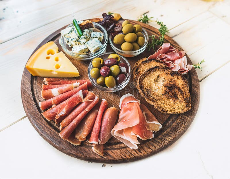 Tavoletta per la cena della festa con snack royalty illustrazione gratis