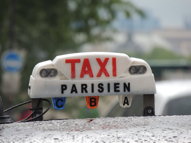 Taxi de Paris photographie stock Taxi de Paris photographie stock