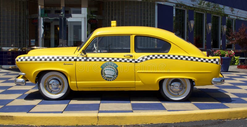 Taxi przy Jackie b Goode Poza śródmieściem kawiarnia, Branson Missouri obrazy stock Taxi przy Jackie b Goode Poza śródmieściem kawiarnia, Branson Missouri obrazy stock