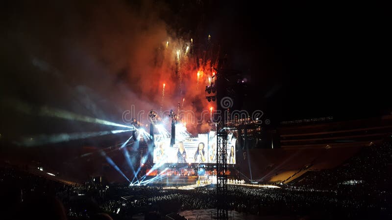 Taylor swift concert