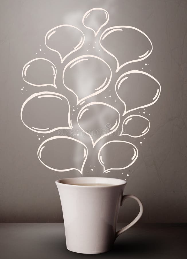 Tazza da caffè con i fumetti disegnati a mano fotografia stock libera da diritti Tazza da caffè con i fumetti disegnati a mano fotografia stock libera da diritti