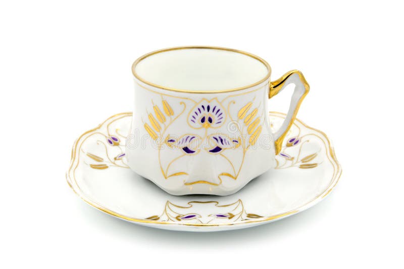 Tazza di caffè dell'oggetto d'antiquariato di tempo di Art Nouveau su fondo bianco fotografie stock libere da diritti Tazza di caffè dell'oggetto d'antiquariato di tempo di Art Nouveau su fondo bianco fotografie stock libere da diritti