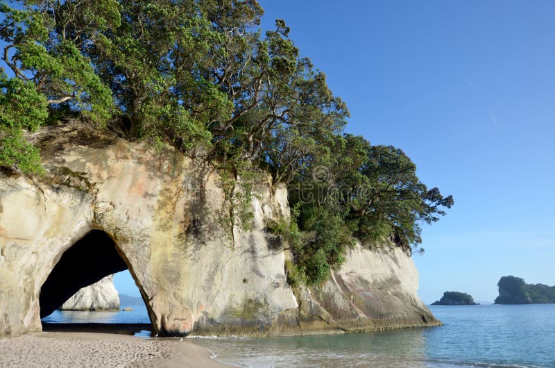 Te Whanganui-A-Hei (Cathedral Cove) Marine Reserve