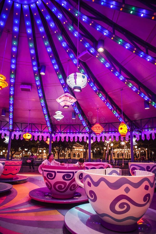 Tea Cup Ride editorial photography. Image of children 47681997