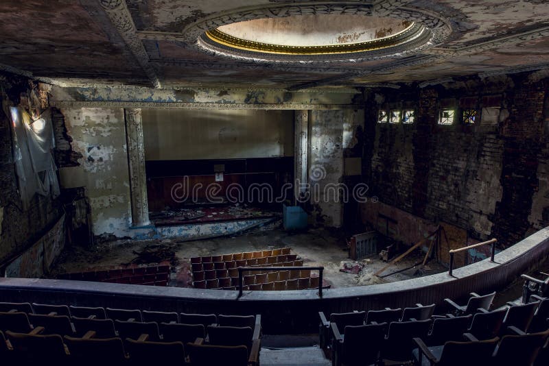 Teatro abandonado - búfalo, Nueva York foto de archivo Teatro abandonado - búfalo, Nueva York foto de archivo