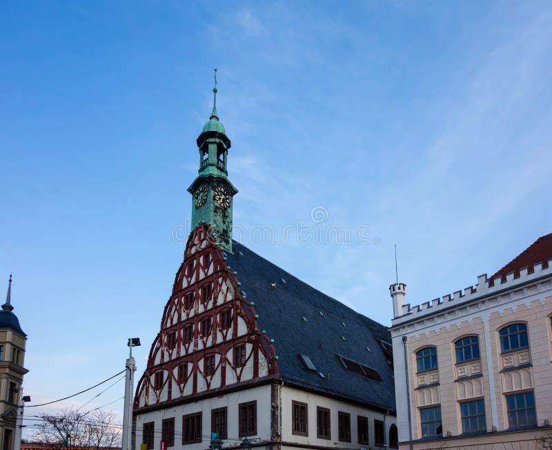 Teatro e municipio in Zwickau in Sassonia Germania immagini stock Teatro e municipio in Zwickau in Sassonia Germania immagini stock