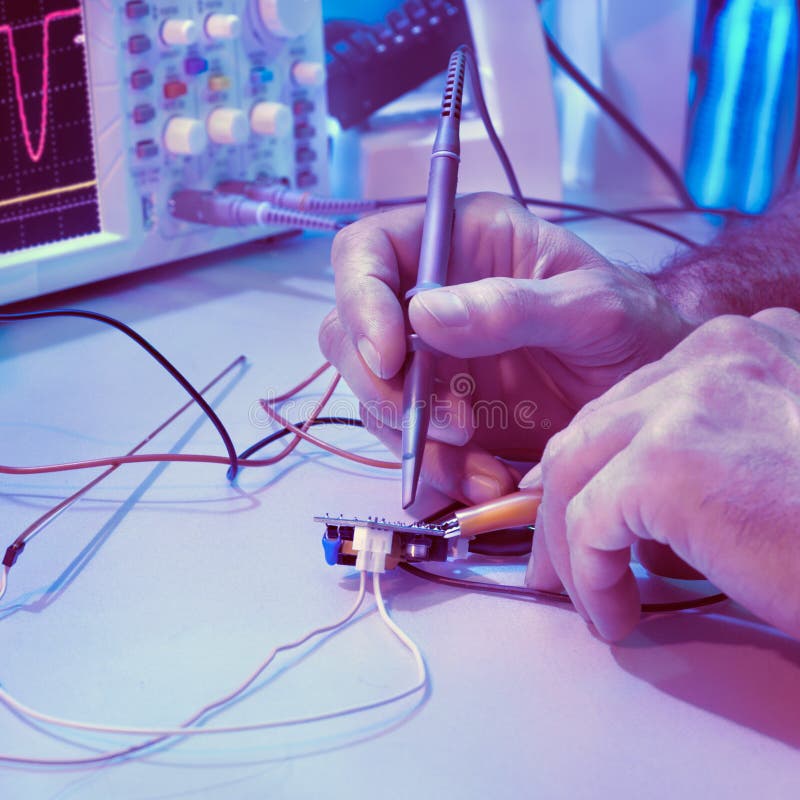 170 Tech Tests Electronic Equipment Stock Photos Free & RoyaltyFree