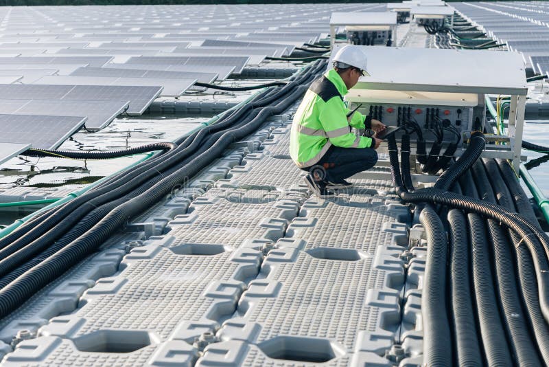 Home Solar Panel Cleaning Tips and Checklist - Best Buy