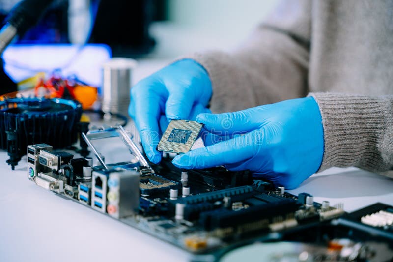 Best Phone Repair in Jurong West: How Professional Technicians Restore ...