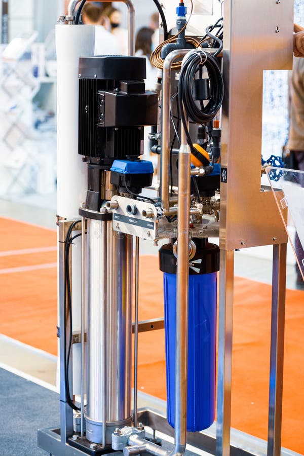 Tecnologia de osmose reversa para purificação da água fotografia de stock royalty free