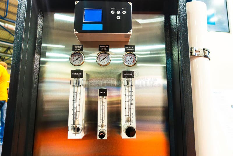 Tecnologia de osmose reversa para purificação da água imagem de stock royalty free