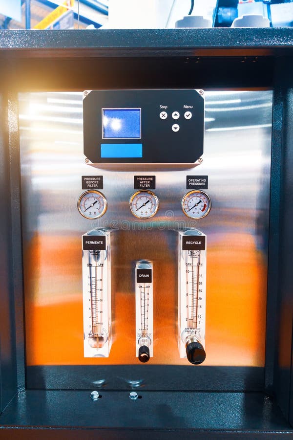 Tecnologia de osmose reversa para purificação da água imagens de stock