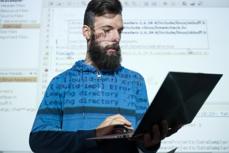 Tecnologia dell'informazione di istruzione di corso del programmatore fotografie stock libere da diritti Tecnologia dell'informazione di istruzione di corso del programmatore fotografie stock libere da diritti