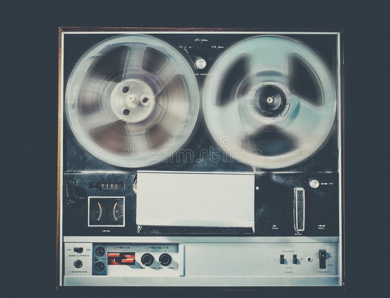 Tecnología audio retra del vintage de carrete de la cinta foto de archivo Tecnología audio retra del vintage de carrete de la cinta foto de archivo