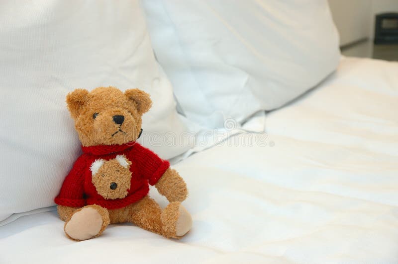 Teddy bear in bed stock photo. Image of pillow, room, decoration 5891948