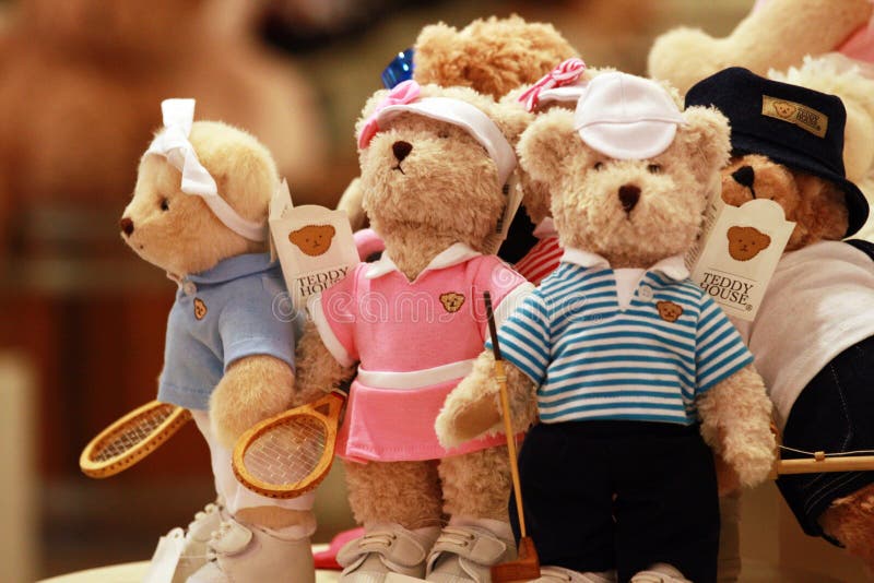 `Teddy Bears`, a Sculpture by Jerry Williams on the West Side of Exall