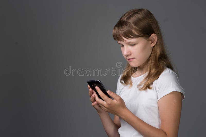 Teen girl with smartphone