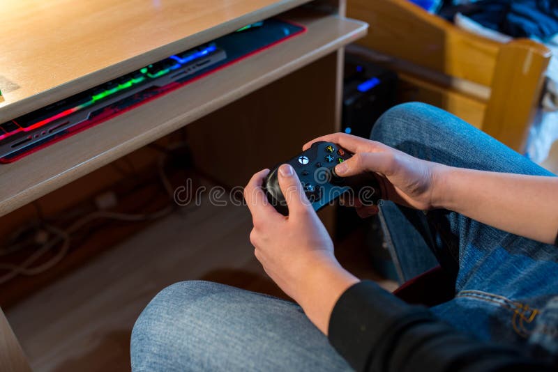 Debrecen, Hungary, 19. November 2017 - Xbox One Game Controller and Online  Gaming Platform Editorial Stock Photo - Image of game, addiction: 137654558