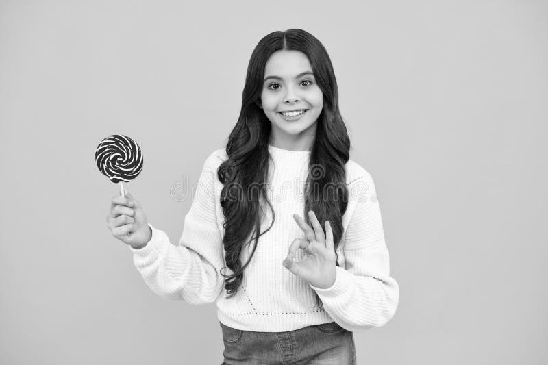Kids Happy Face Lollipop Candy Sucker T-Shirt Boys Girls Youth Kids Happy Face Lollipop Candy Sucker T-Shirt Boys Girls Youth