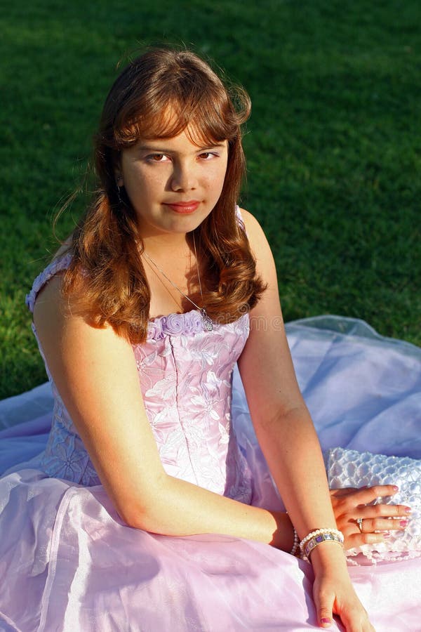 Teenage Girl in Party or Prom Dress Stock Image - Image of princess, arms:  9304219