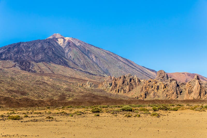 Teide od Ucanca doliny fotografia stock Teide od Ucanca doliny fotografia stock