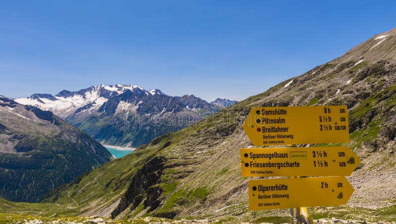 Teken die Oostenrijk wandelen royalty-vrije stock afbeeldingen Teken die Oostenrijk wandelen royalty-vrije stock afbeeldingen