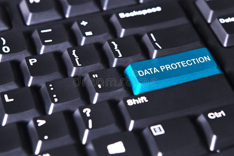 Tekst over gegevensbescherming op de blauwe knop stock afbeelding