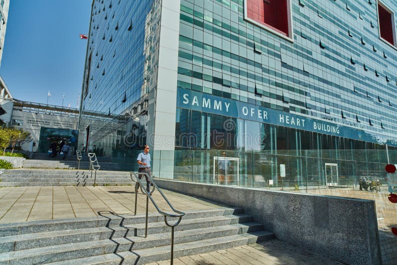 Tel Aviv - 10 02 2017: Centro medico di Ihilov a Tel Aviv, buildi immagine stock