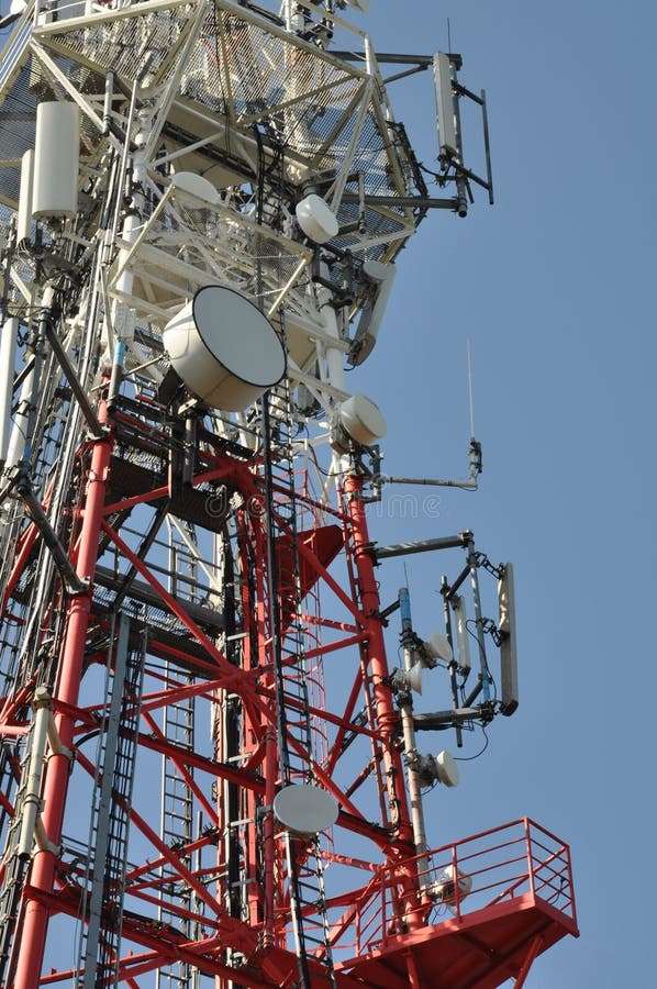 Telecommunication tower with cell phone antenna system