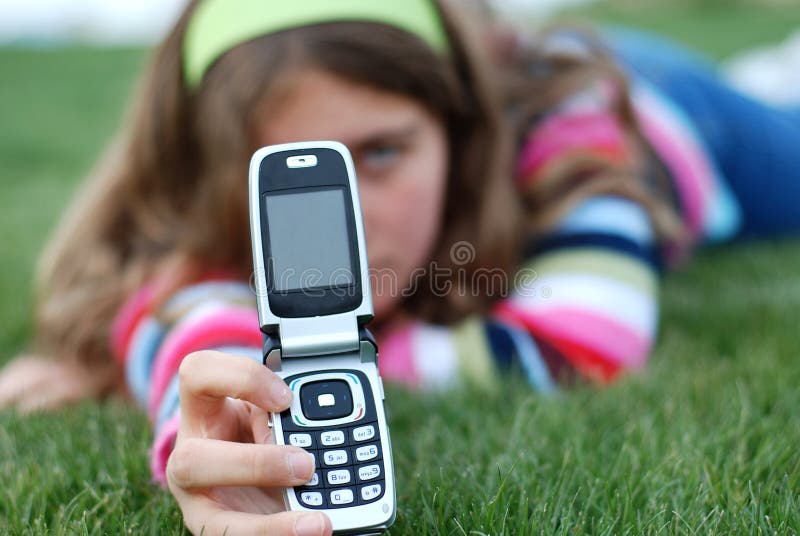 telefon komórkowy dziewczyny young fotografia royalty free telefon komórkowy dziewczyny young fotografia royalty free