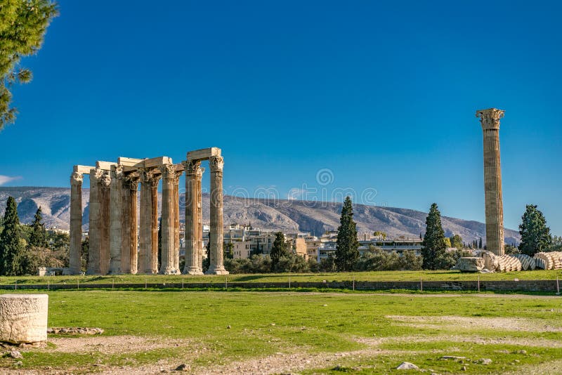 Tempel des olympischen Zeus, Athen stockfotos Tempel des olympischen Zeus, Athen stockfotos