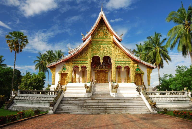 tempel för prabang för laos luangmuseum royaltyfri foto tempel för prabang för laos luangmuseum royaltyfri foto