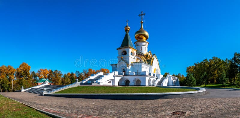 Tempel van St Serafijn van Sarov royalty-vrije stock foto Tempel van St Serafijn van Sarov royalty-vrije stock foto
