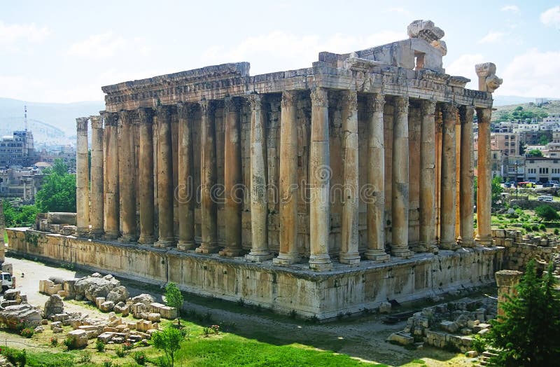 Tempel von Bacchus in Baalbek stockbild Tempel von Bacchus in Baalbek stockbild