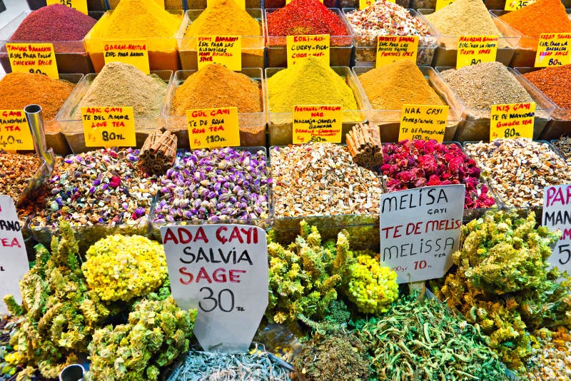 Tempere lojas do bazar em Istambul. fotos de stock Tempere lojas do bazar em Istambul. fotos de stock